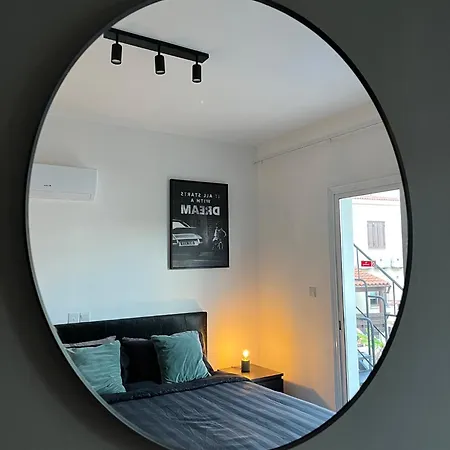 Elite Escapes Roof Terrace - Kato Apartmán *